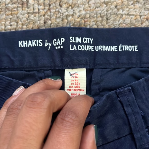 Gap Khakis Pants for women’s in navy blue size 0R - Picture 2 of 4